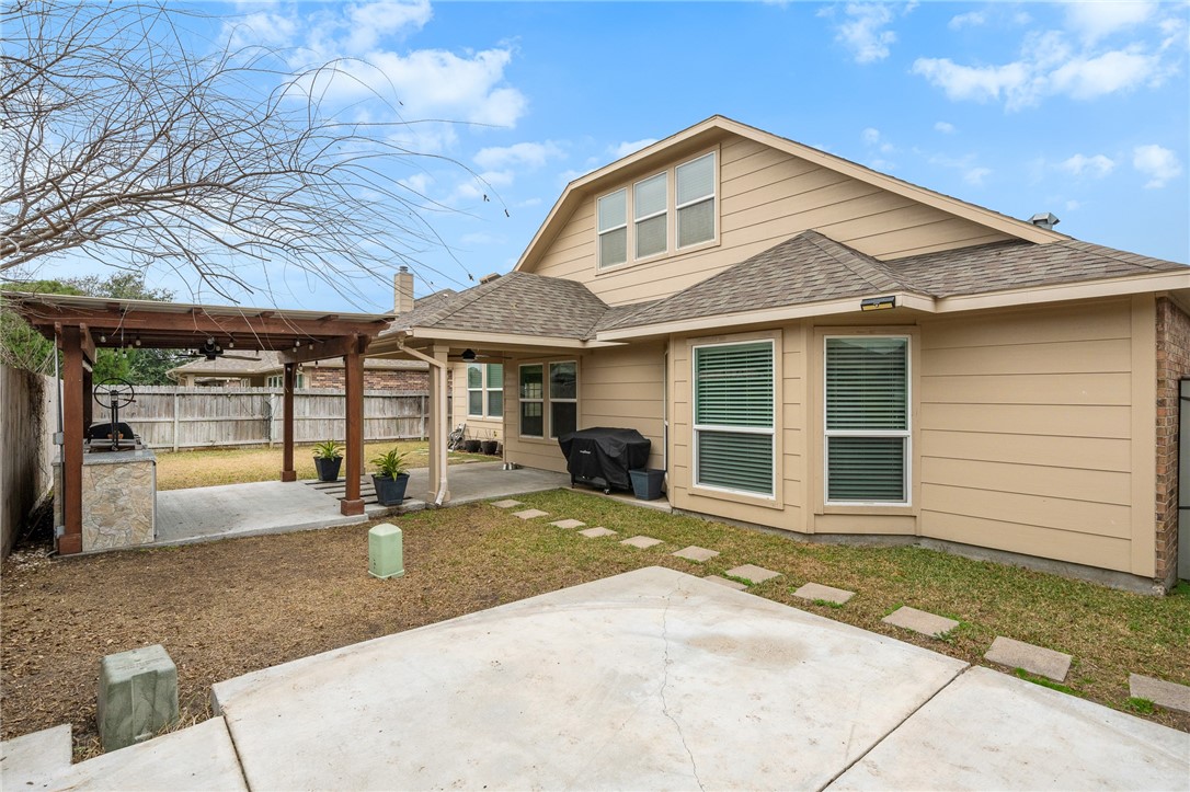 308 Erie Property Photo 40