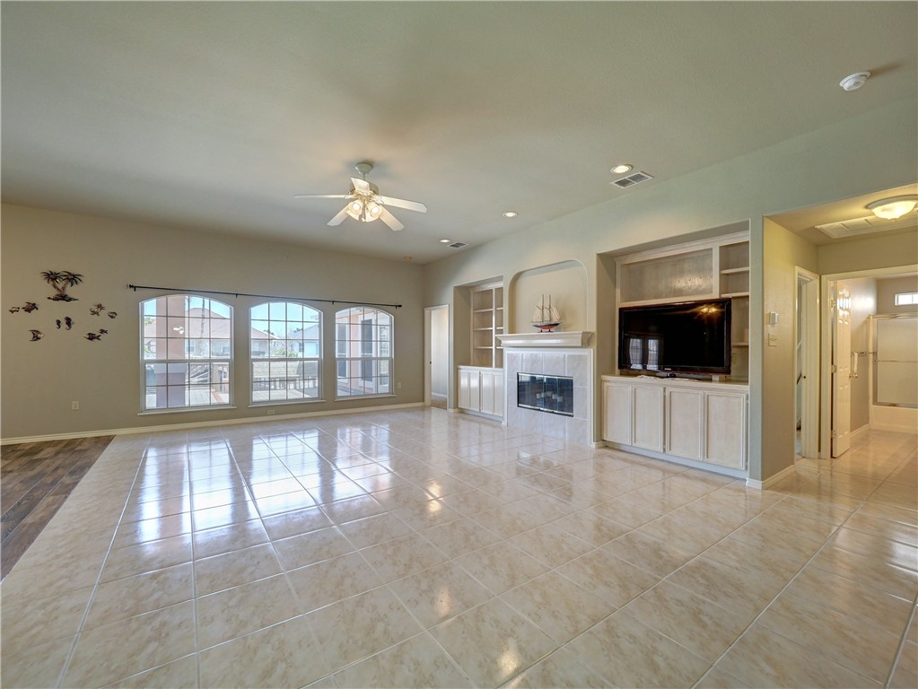 15834 Cuttysark St Property Photo 12