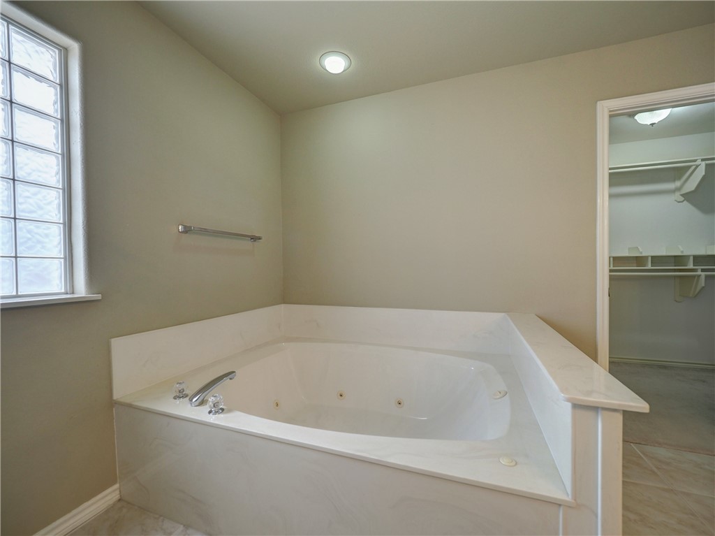 15834 Cuttysark St Property Photo 24