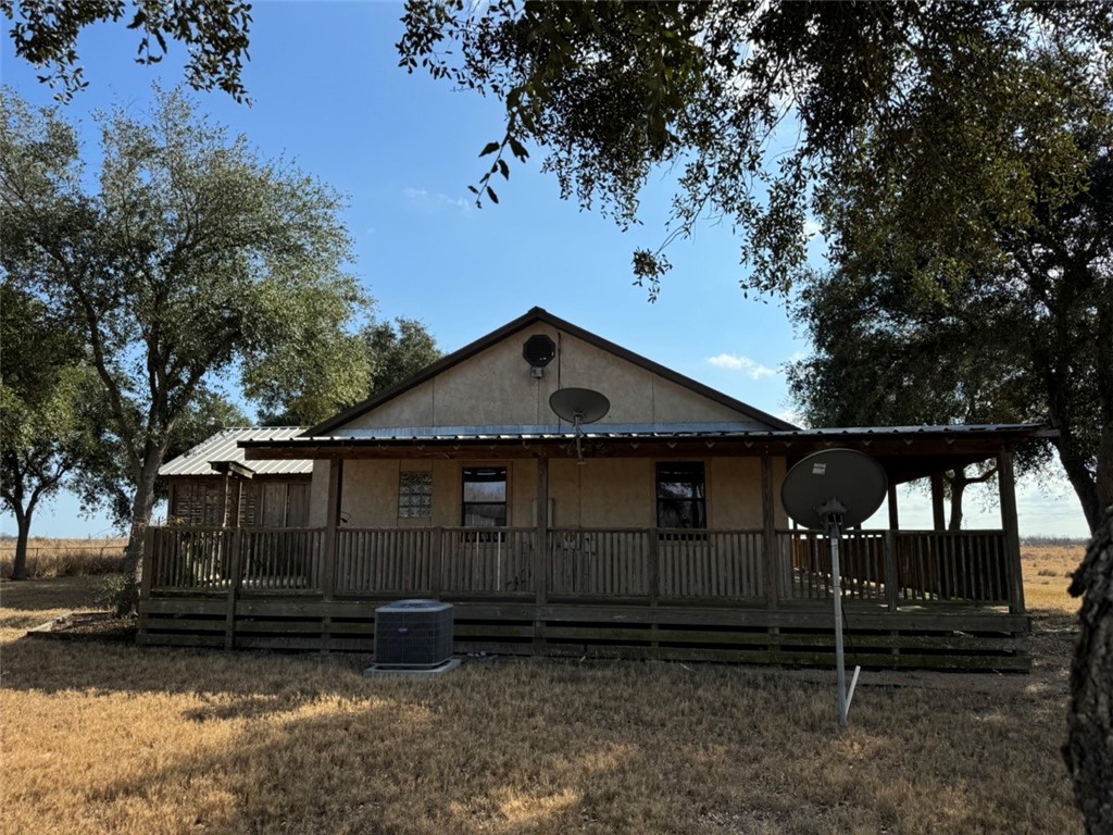 672 S County Road 1070 Property Photo 5