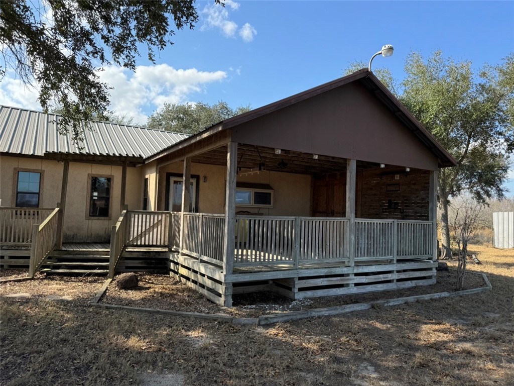 672 S County Road 1070 Property Photo 9