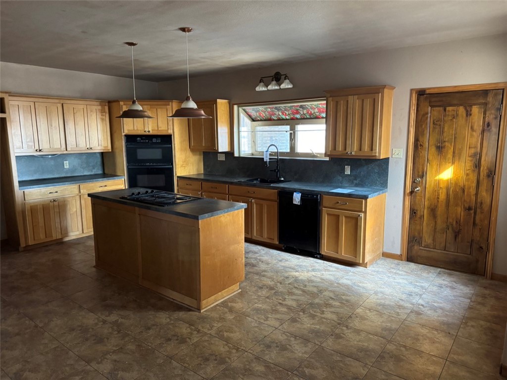 672 S County Road 1070 Property Photo 17