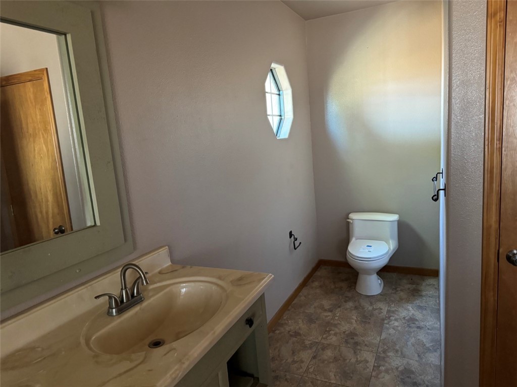 672 S County Road 1070 Property Photo 25