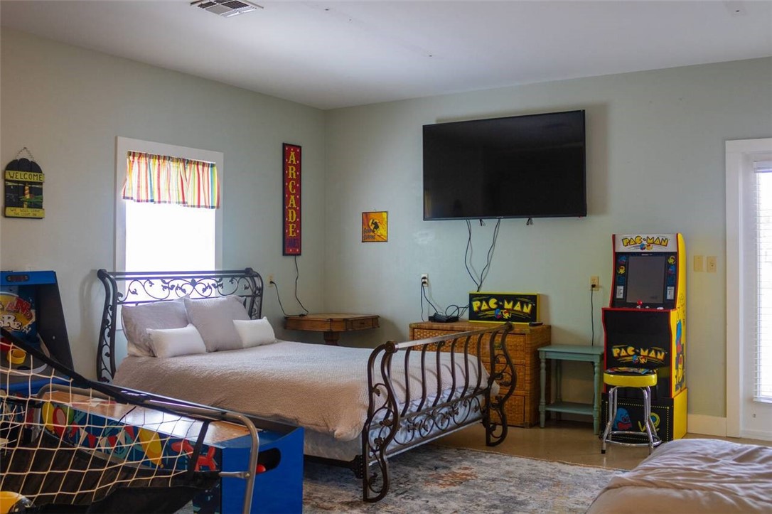 150 Mustang Royale Blvd Property Photo 26