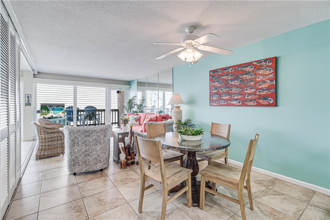 14810 Windward Dr 302 Property Photo 11
