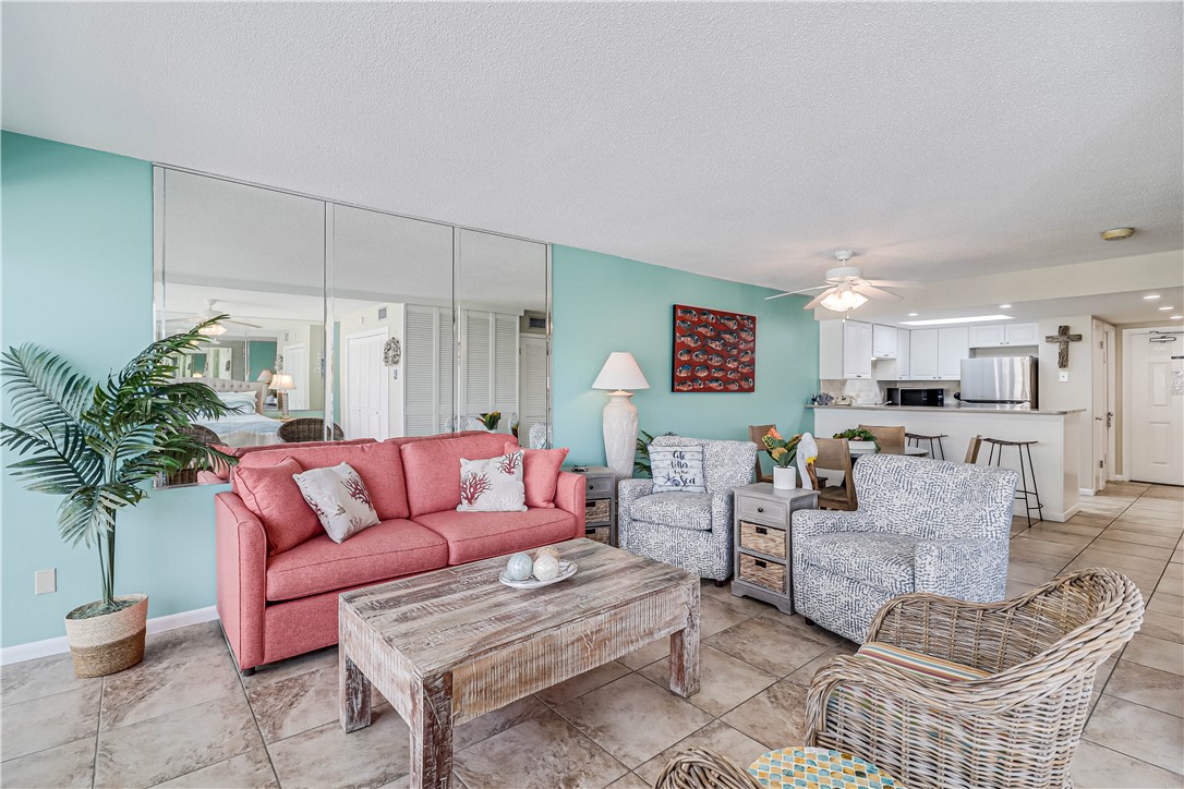 14810 Windward Dr 302 Property Photo 12