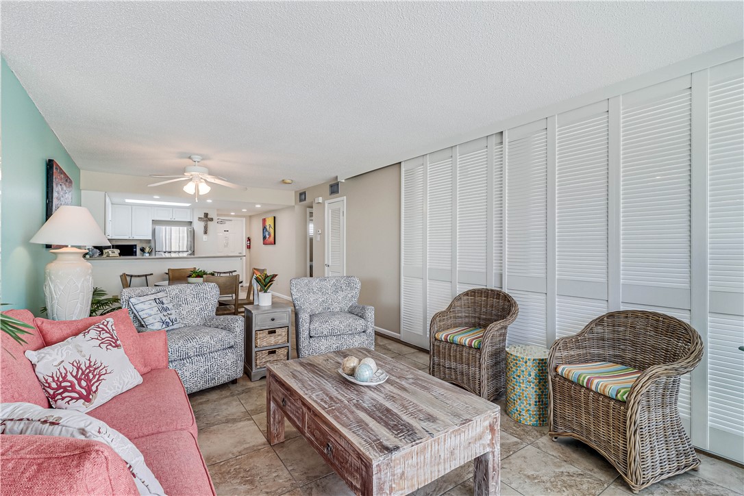 14810 Windward Dr 302 Property Photo 14