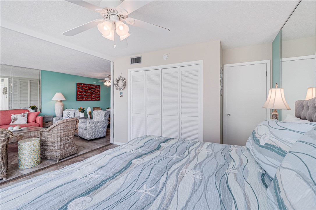 14810 Windward Dr 302 Property Photo 20