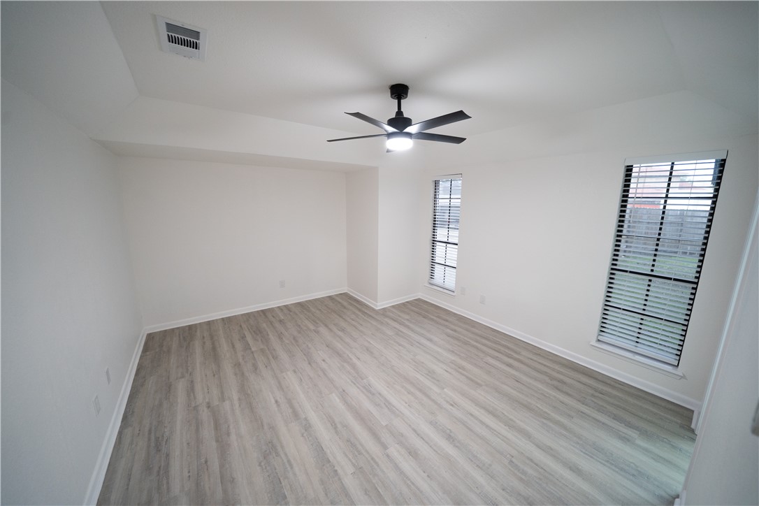 3102 Southern Sun Dr Property Photo 18