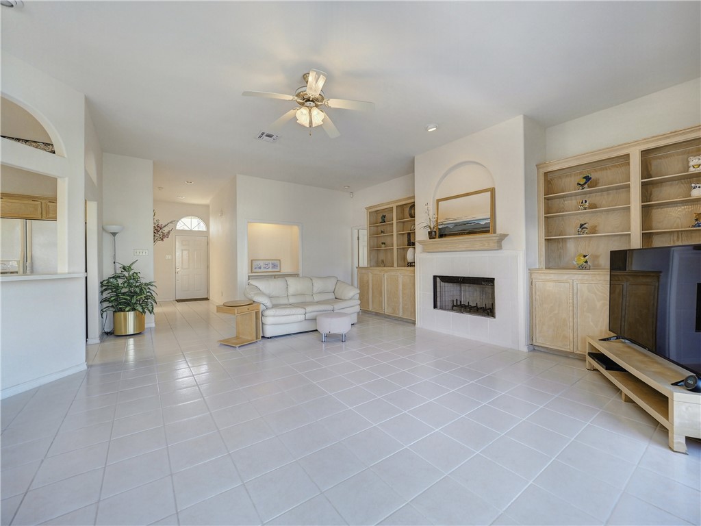 13854 Jolly Roger St Property Photo 3