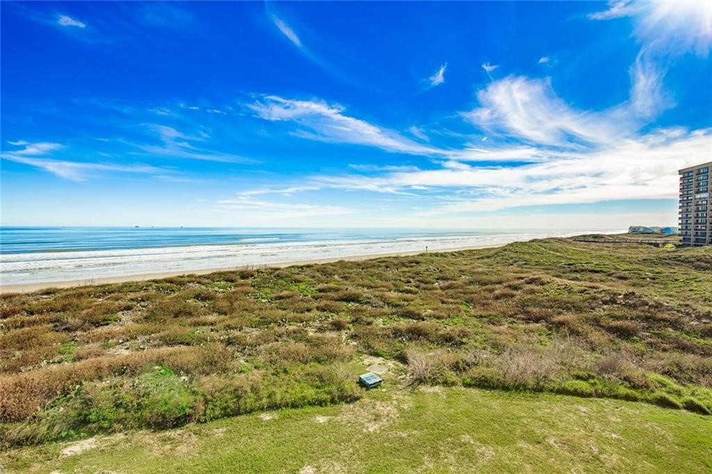 6649 Seacomber 310 Property Photo 2