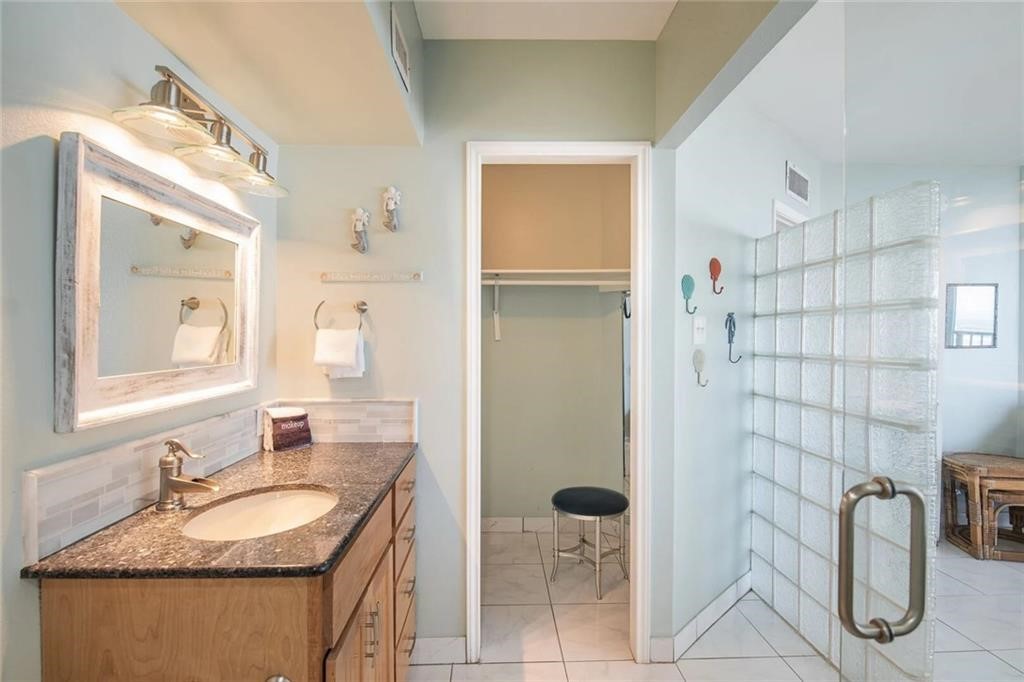 6649 Seacomber 310 Property Photo 32