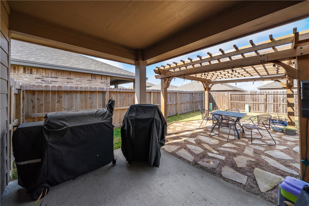 7222 Tristan Dr Property Photo 14