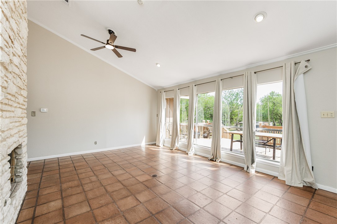 3935 Monta Dr Property Photo 16