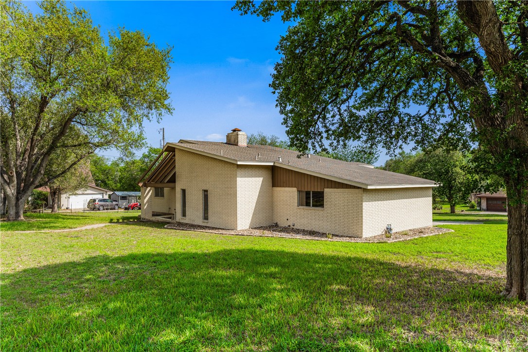 3935 Monta Dr Property Photo 34