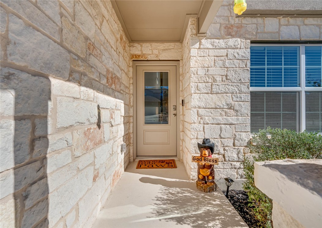 4704 Paluxy Trail Property Photo 4