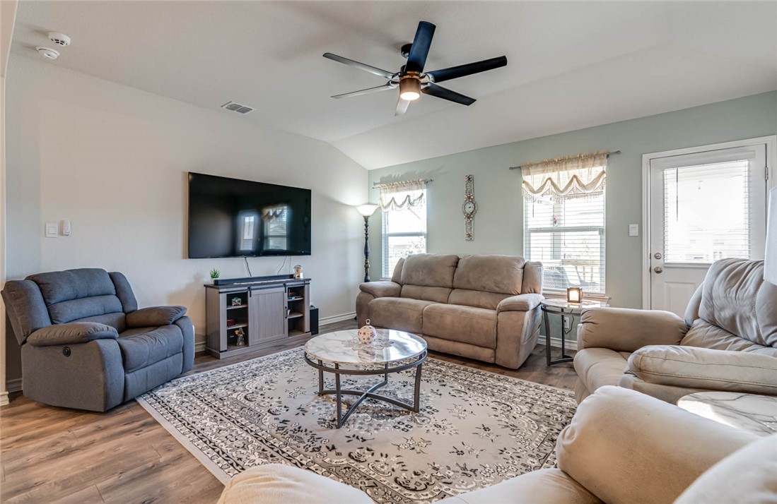 4704 Paluxy Trail Property Photo 15