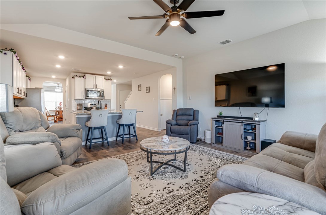 4704 Paluxy Trail Property Photo 16