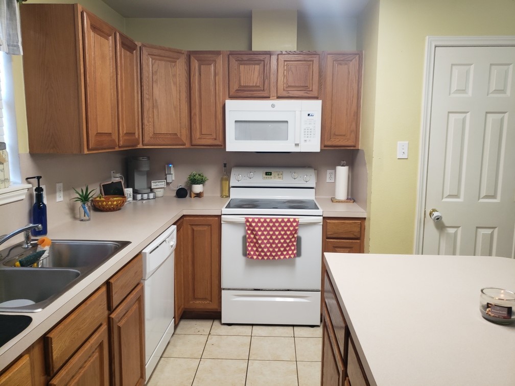 2016 Westwood Dr Property Photo 13
