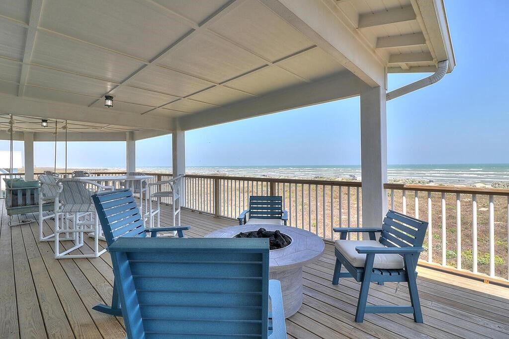 279 Beachwalk Property Photo 8
