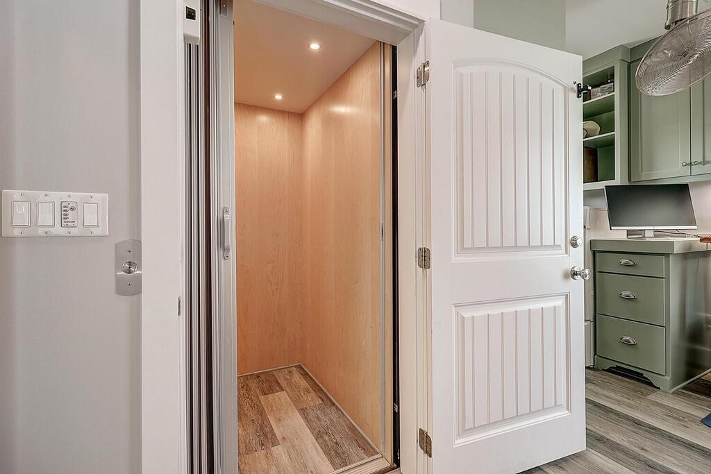 279 Beachwalk Property Photo 10