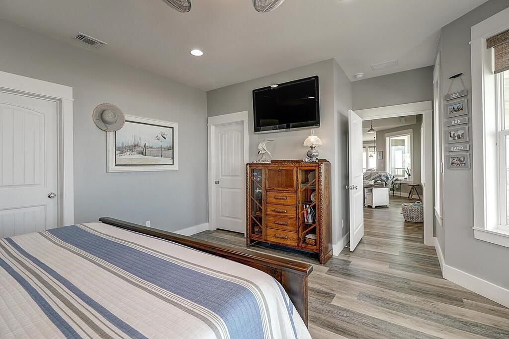 279 Beachwalk Property Photo 22