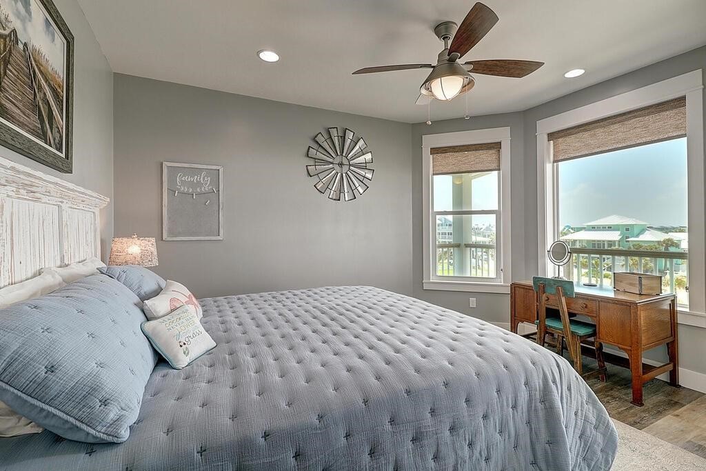 279 Beachwalk Property Photo 26