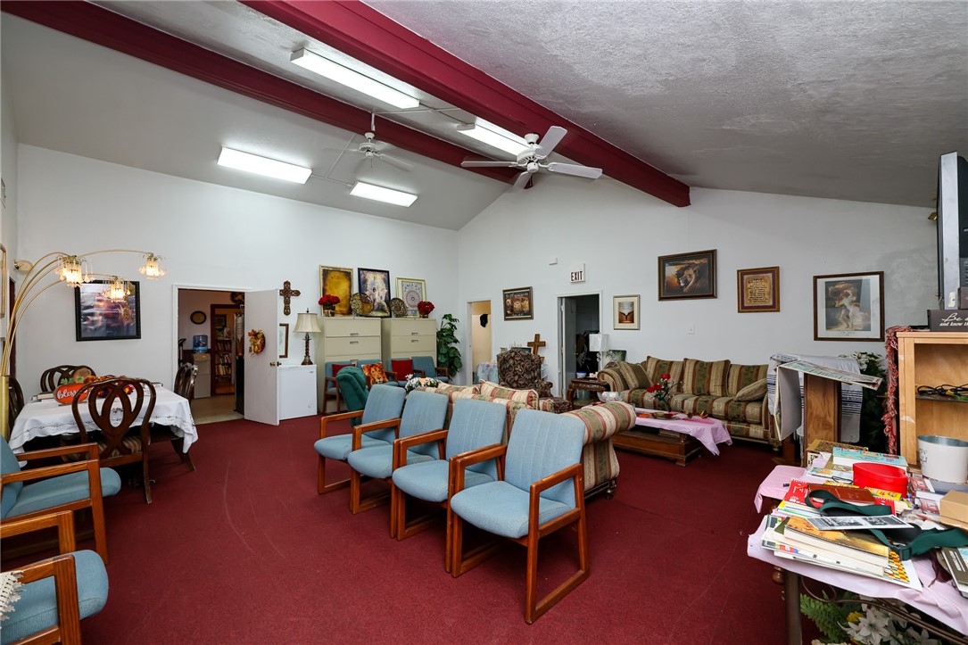 5922 Solomon Property Photo 4