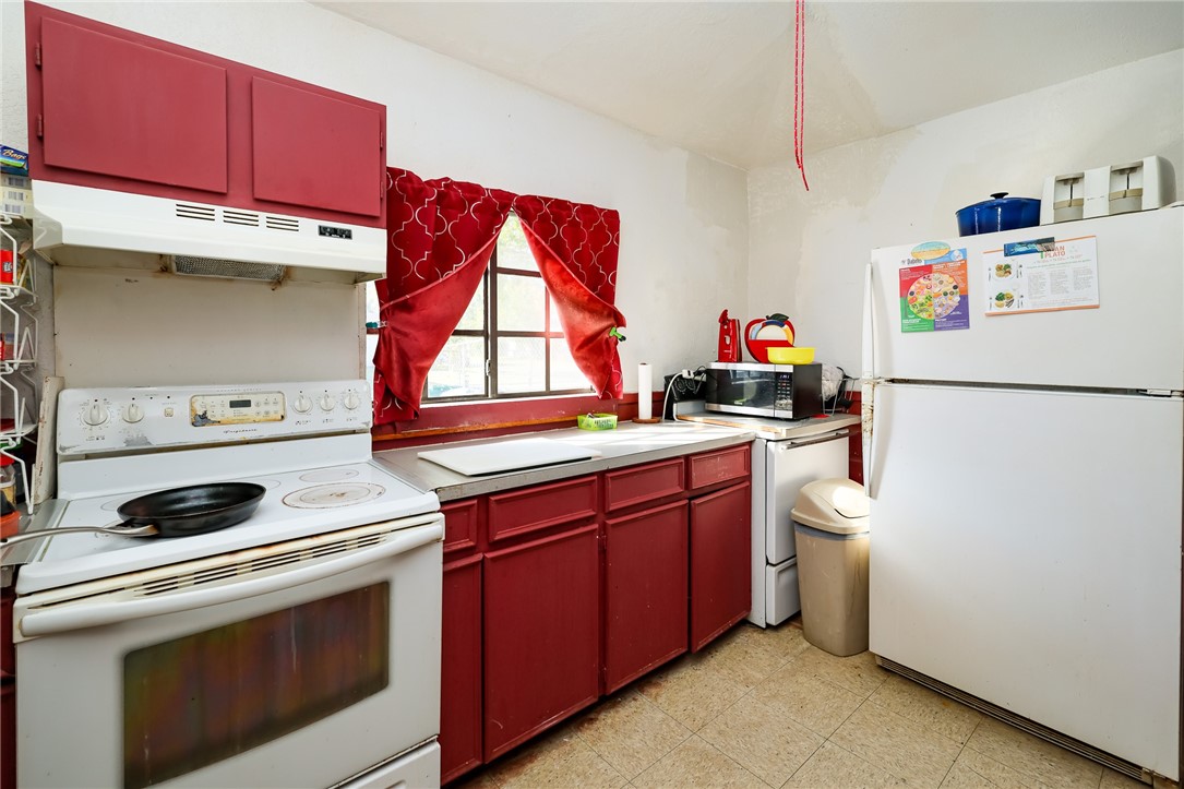 5922 Solomon Property Photo 8