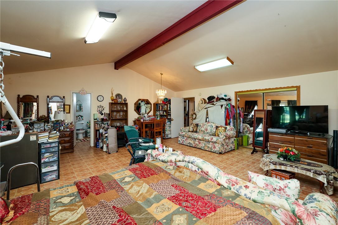 5922 Solomon Property Photo 12
