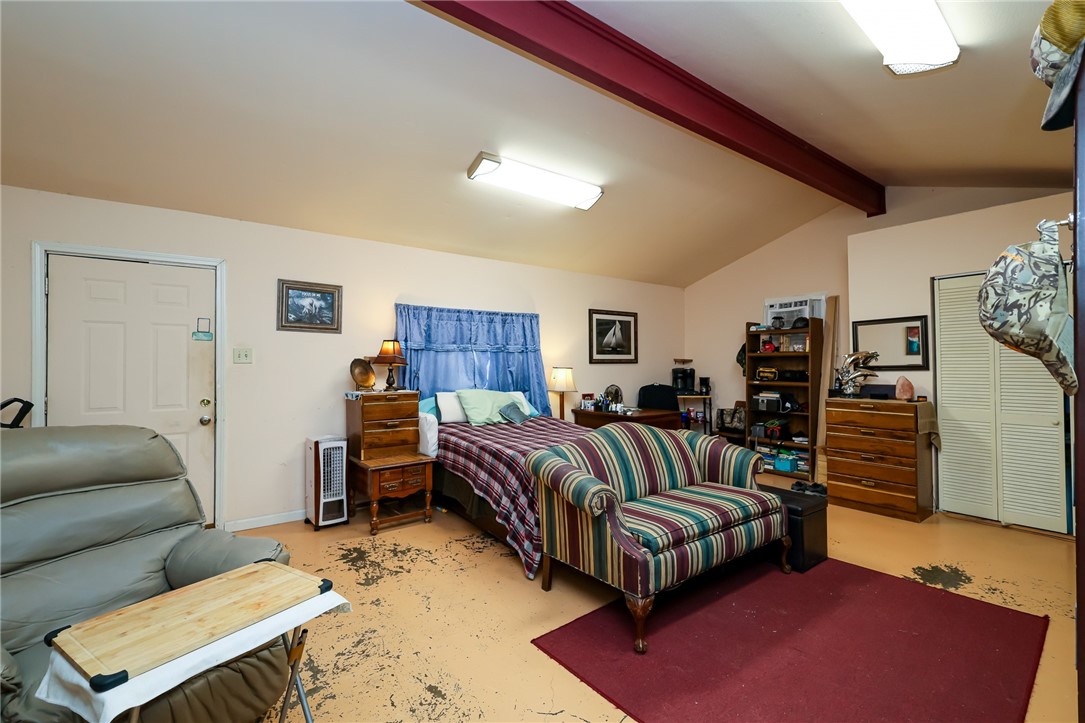 5922 Solomon Property Photo 15