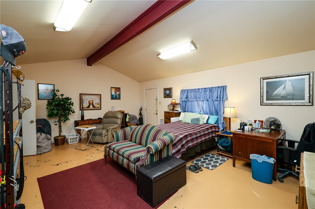 5922 Solomon Property Photo 18