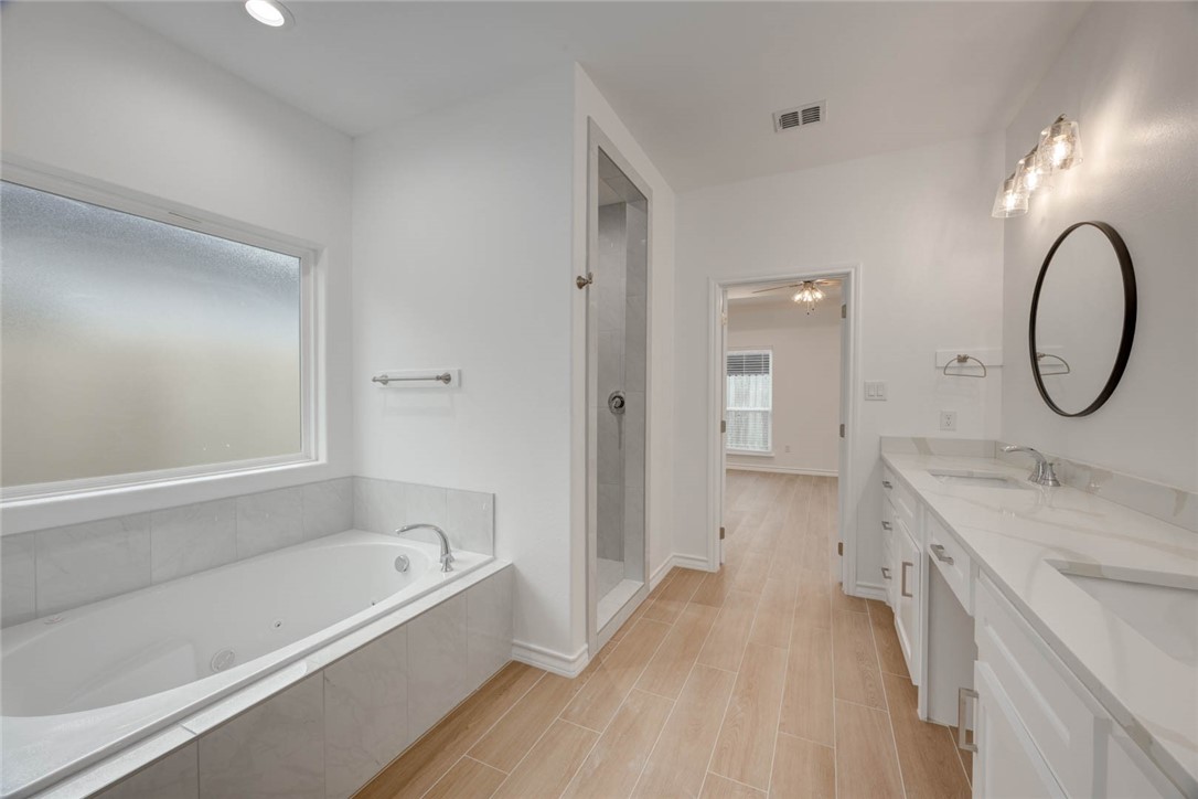 6209 Olivia St Property Photo 16