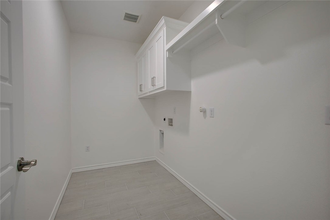 6213 Olivia St Property Photo 24