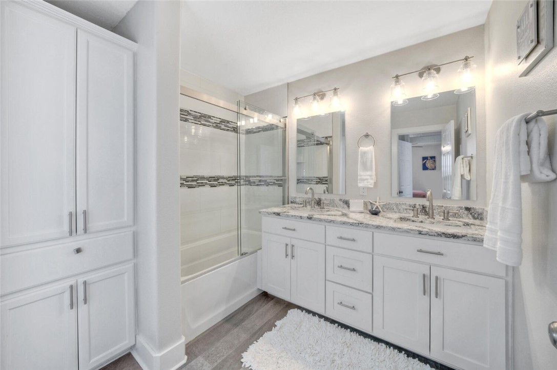 405 W Avenue C Property Photo 19