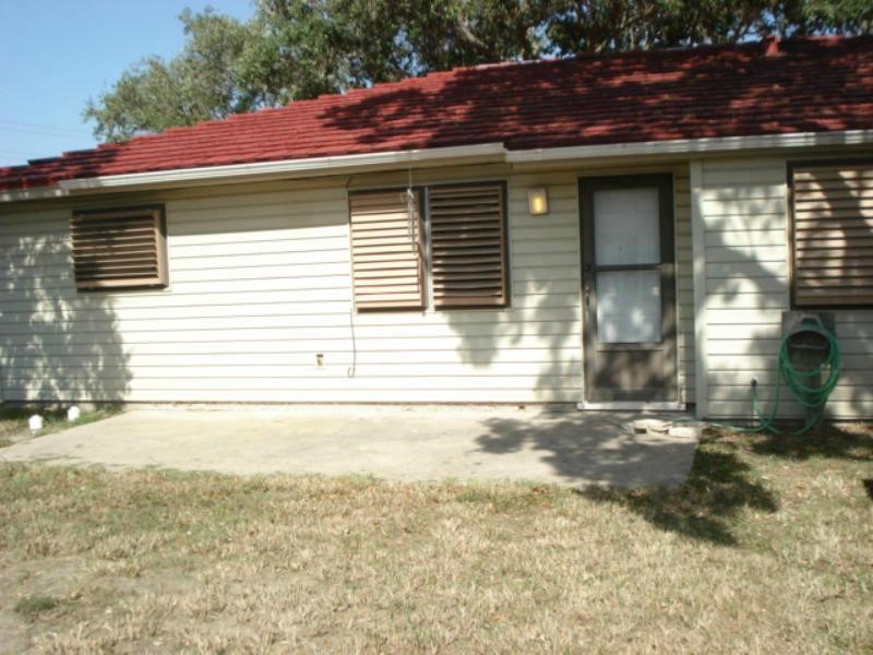 2222 Meadowgrove Dr Property Photo 11