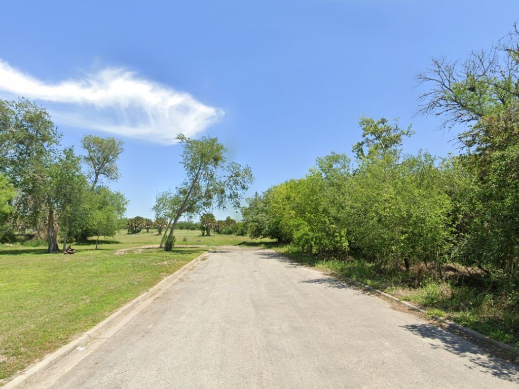 0 E Flournoy St Property Photo 3