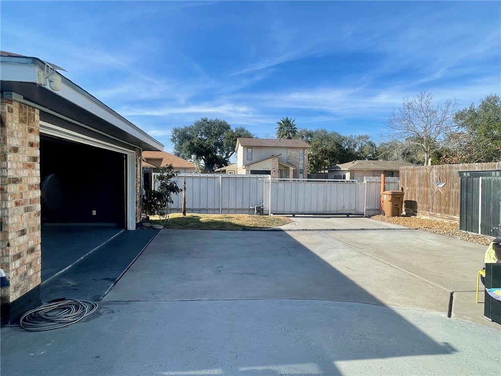1146 Ontario Dr Property Photo 31