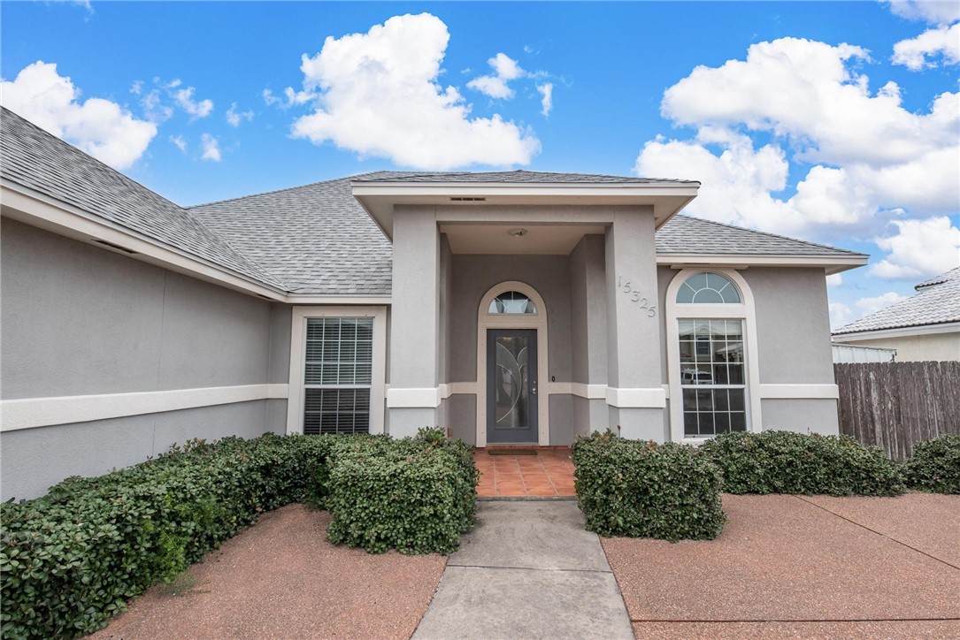 15325 Dasmarinas Dr Property Photo 3