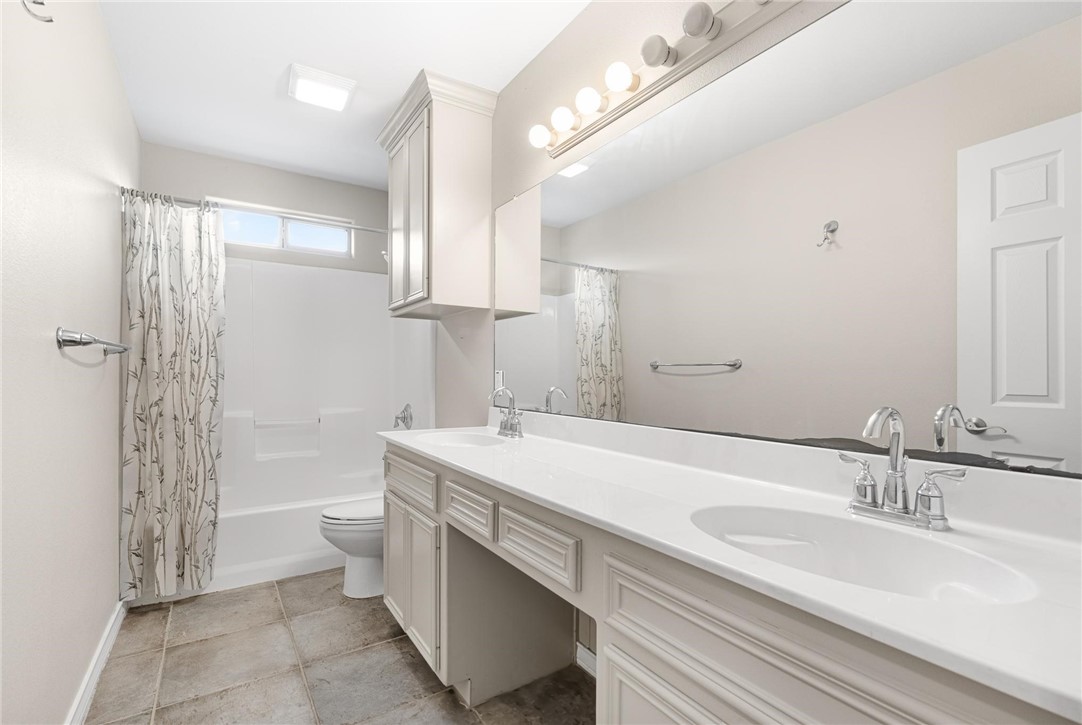 15325 Dasmarinas Dr Property Photo 14