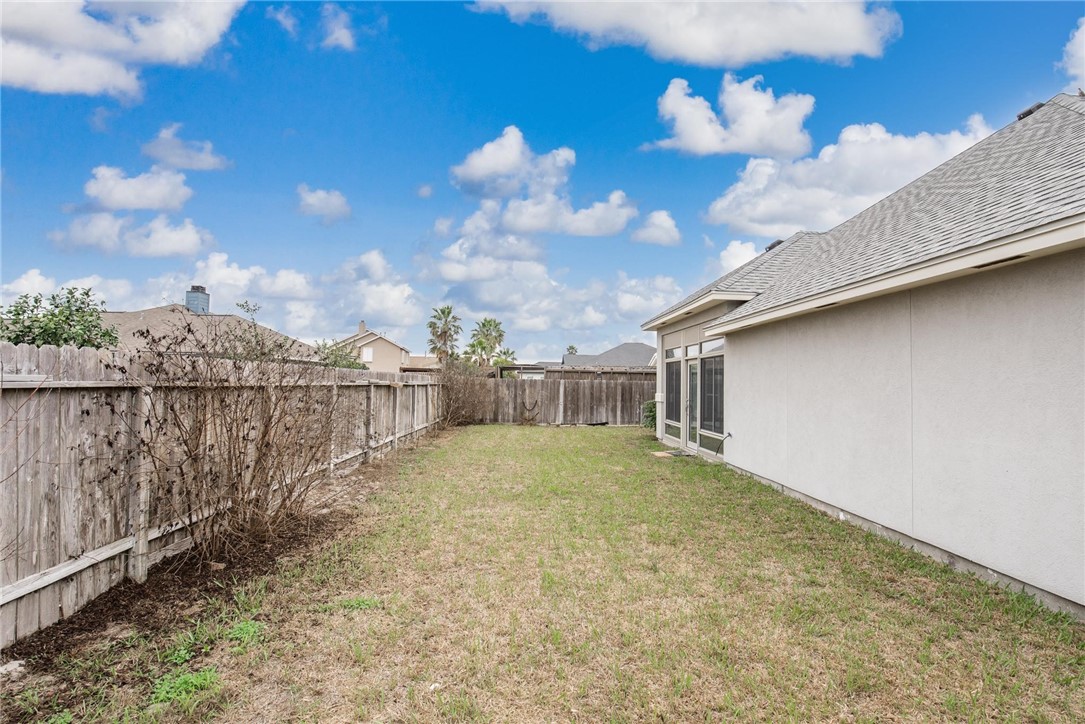 15325 Dasmarinas Dr Property Photo 26
