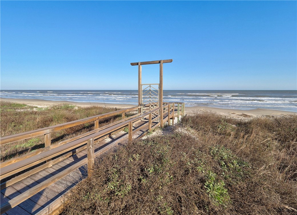 142 Bikini Dr Property Photo 12