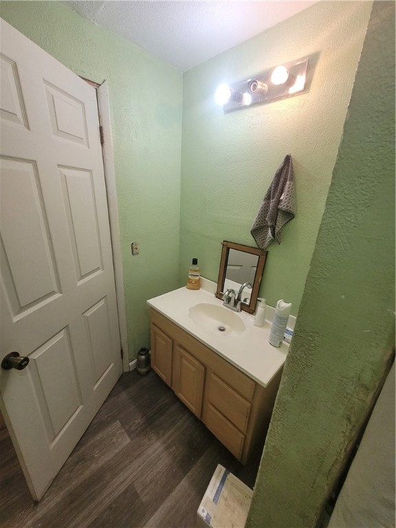 922 Oak Park Ave Property Photo 7