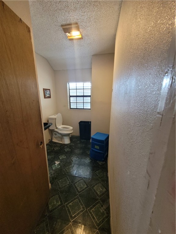 922 Oak Park Ave Property Photo 15