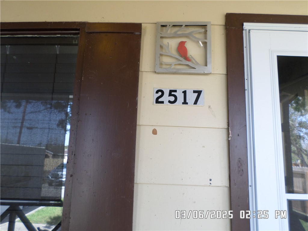 2517 Viola Ave Property Photo 4