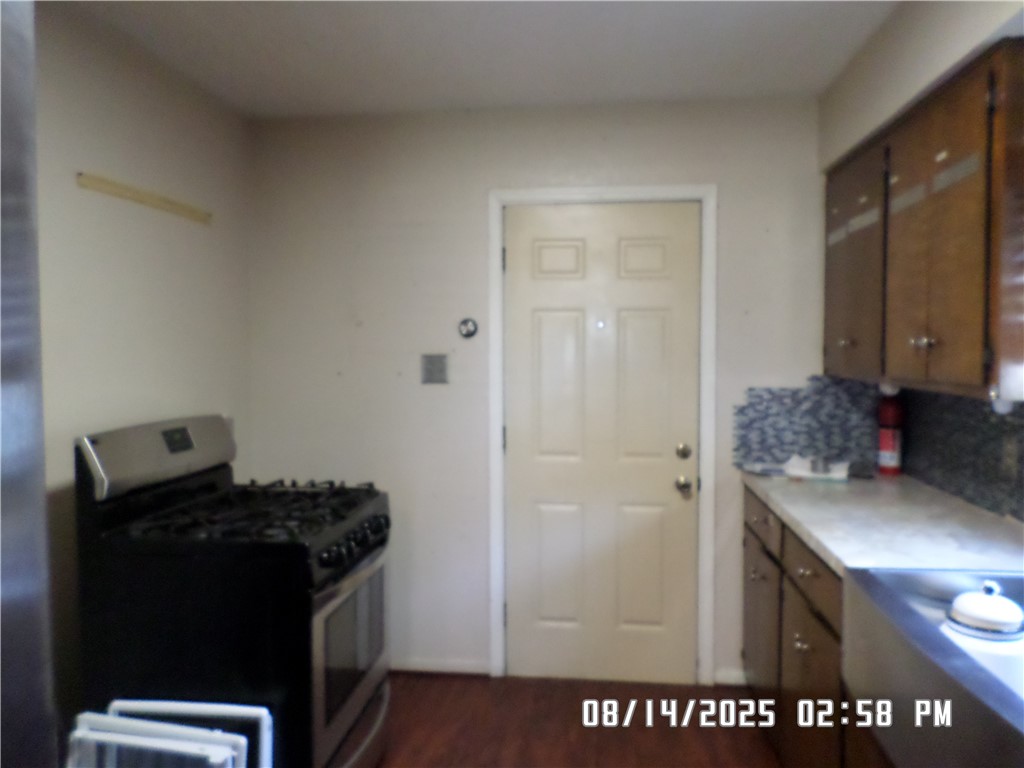 2517 Viola Ave Property Photo 4