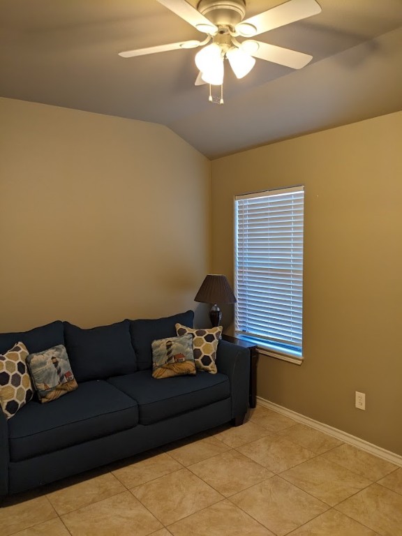 6837 Windy Creek Dr Property Photo 9