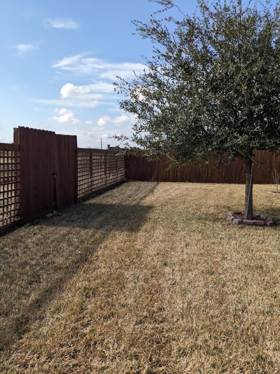 6837 Windy Creek Dr Property Photo 40