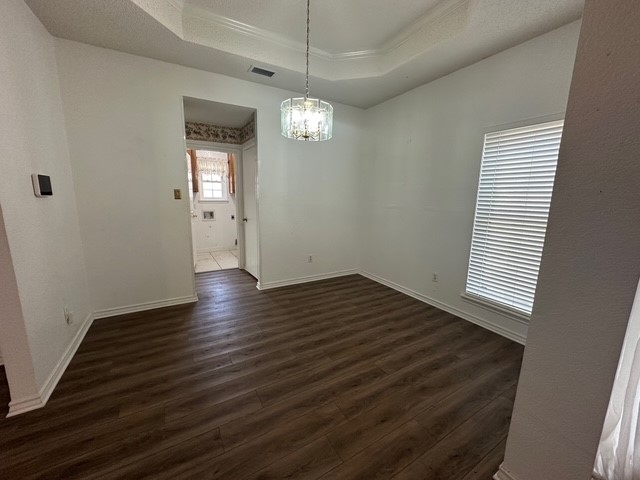 2411 Oak Brook Dr Property Photo 7