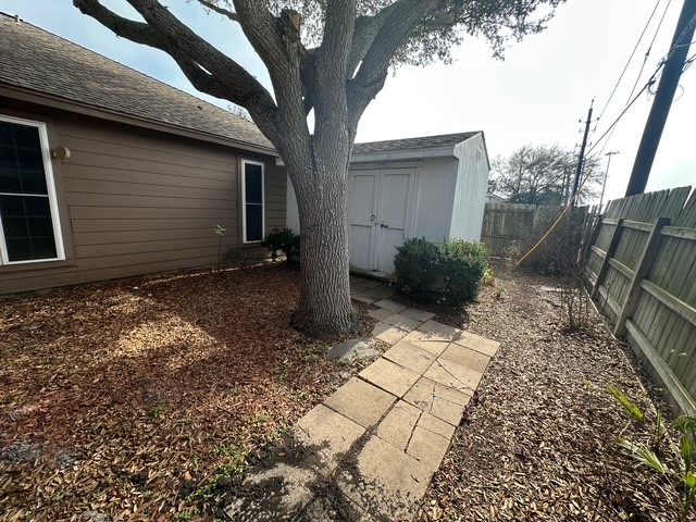 2411 Oak Brook Dr Property Photo 17